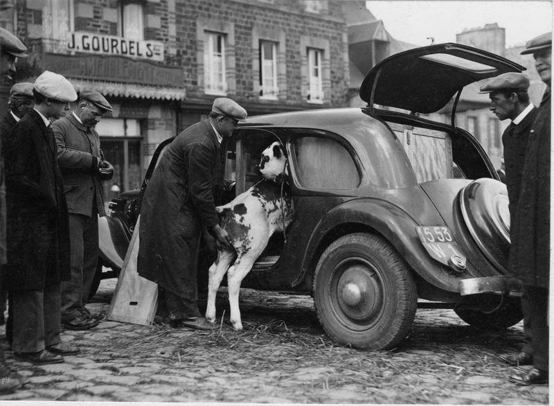 Illustration for article titled The Cutting-Edge Citroën Traction Avant Is 80 Years Old